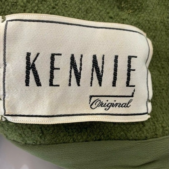 Green Wool Coat with Brown Fur Trim - Picture 10 of 12